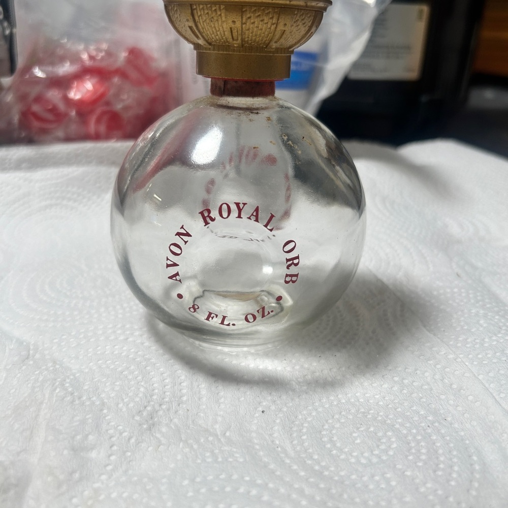 Vintage Avon Royal Orb 8 fl oz Bottle (Empty) Collectible Decanter - Picture 2 of 2